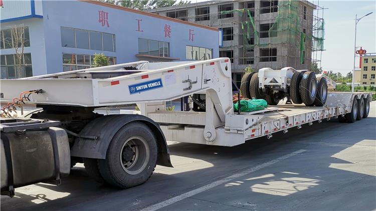 Tri Axle 80 Ton Lowboy Gooseneck Trailer Manufacturer