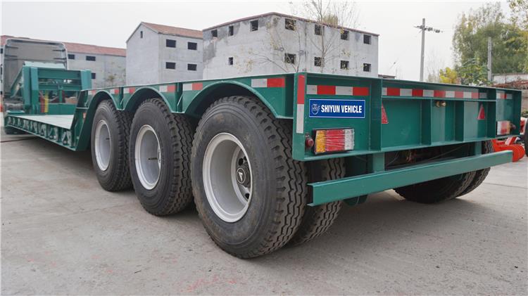 50/60/70/80 Ton Lowbed Trailer with Front Loading for Sale with Best Price