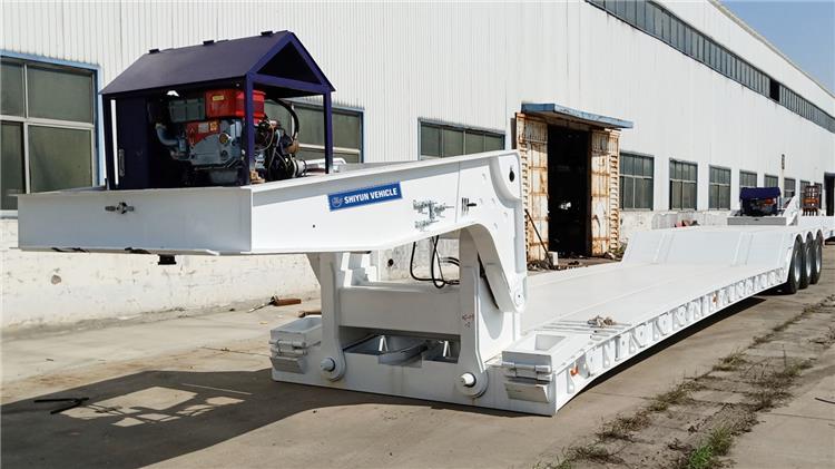 3 Axle Detachable Gooseneck Trailer for Sale In Mauritius